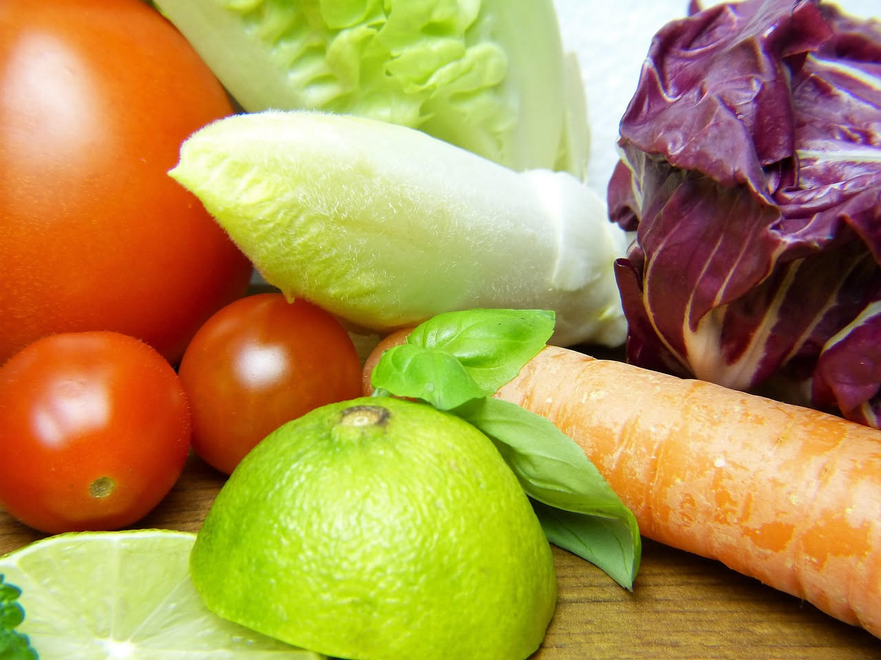 Pressione alta in primavera: quali alimenti aiutano il cuore