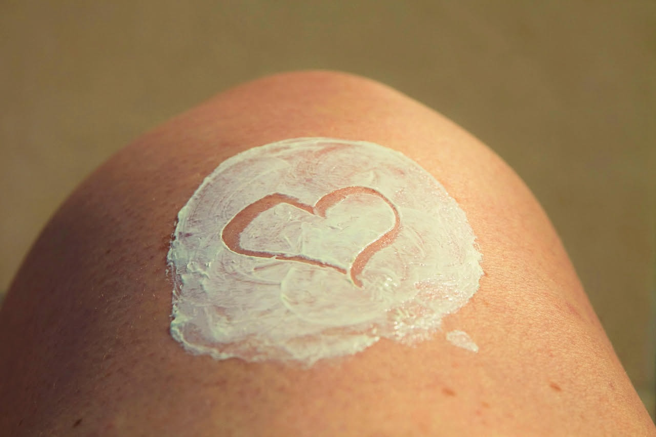 Sudorazione eccessiva in estate: cosa cambia nel corpo