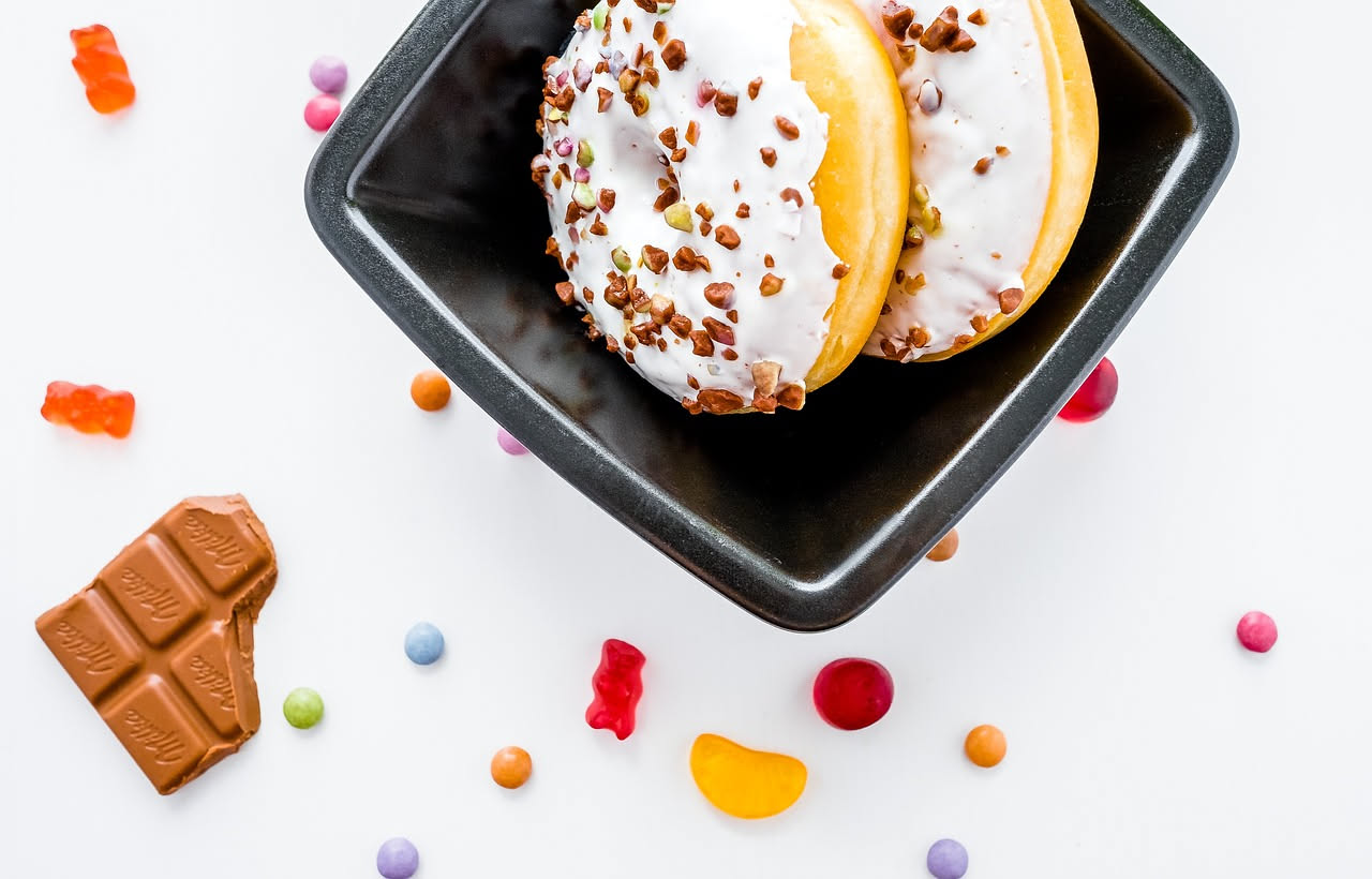 Cosa succede a chi mangia dolci con il diabete d'estate: attenzione